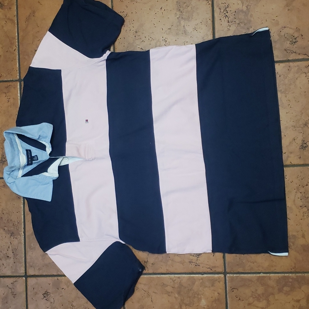 🌸 Tomorrow Hilfiger shirt 🌸